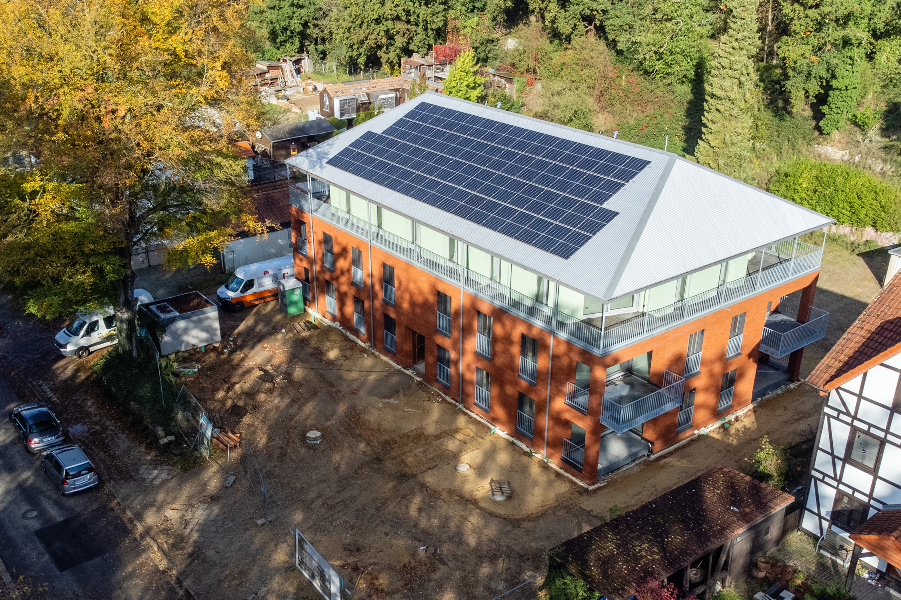 Luftaufnahme eines Neubauprojekts von der Carolus Magnus GmbH am Heidberg in Übach-Palenberg